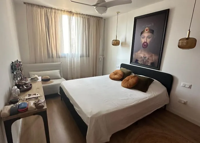 T2 Centre アパート